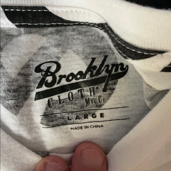 Savage worded T shirt - Picture 3 of 6